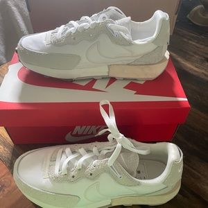 Nike Fontanka waffle sneaker